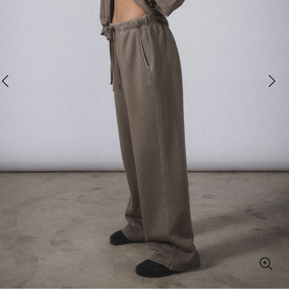 Elwood CORE STRAIGHT LEG SWEATPANT
